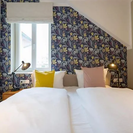 Daire Bellevue App 06 *